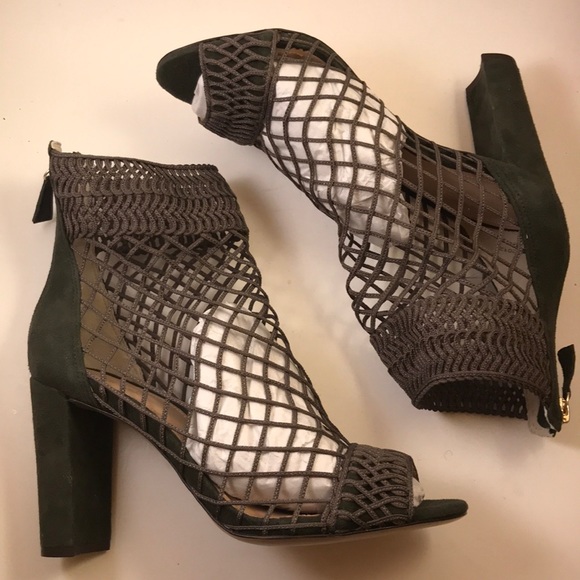 Rachel Zoe Shoes - Rachel Zoe sandal NWOB